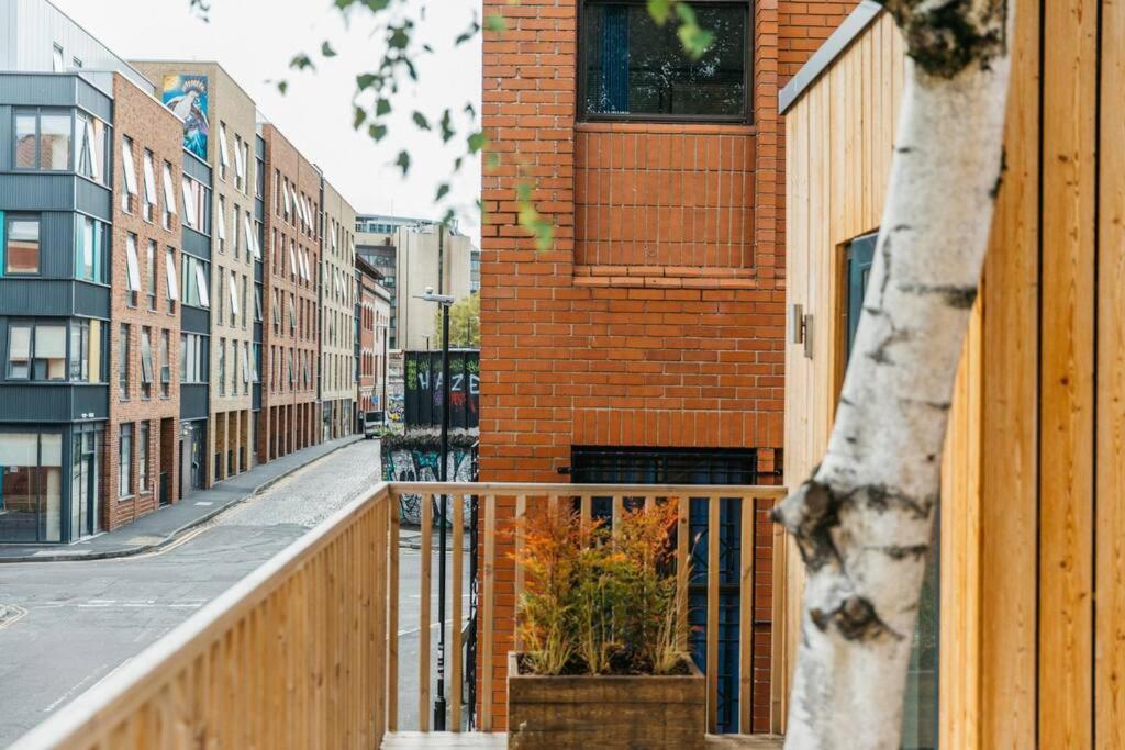 Carmen Eco-Pod / Treehouse, Close To Cabot Circus Bristol Exterior photo