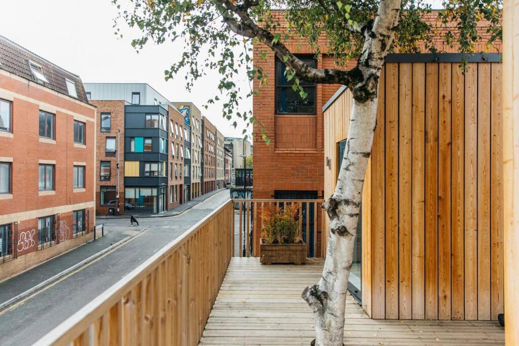 Carmen Eco-Pod / Treehouse, Close To Cabot Circus Bristol Exterior photo